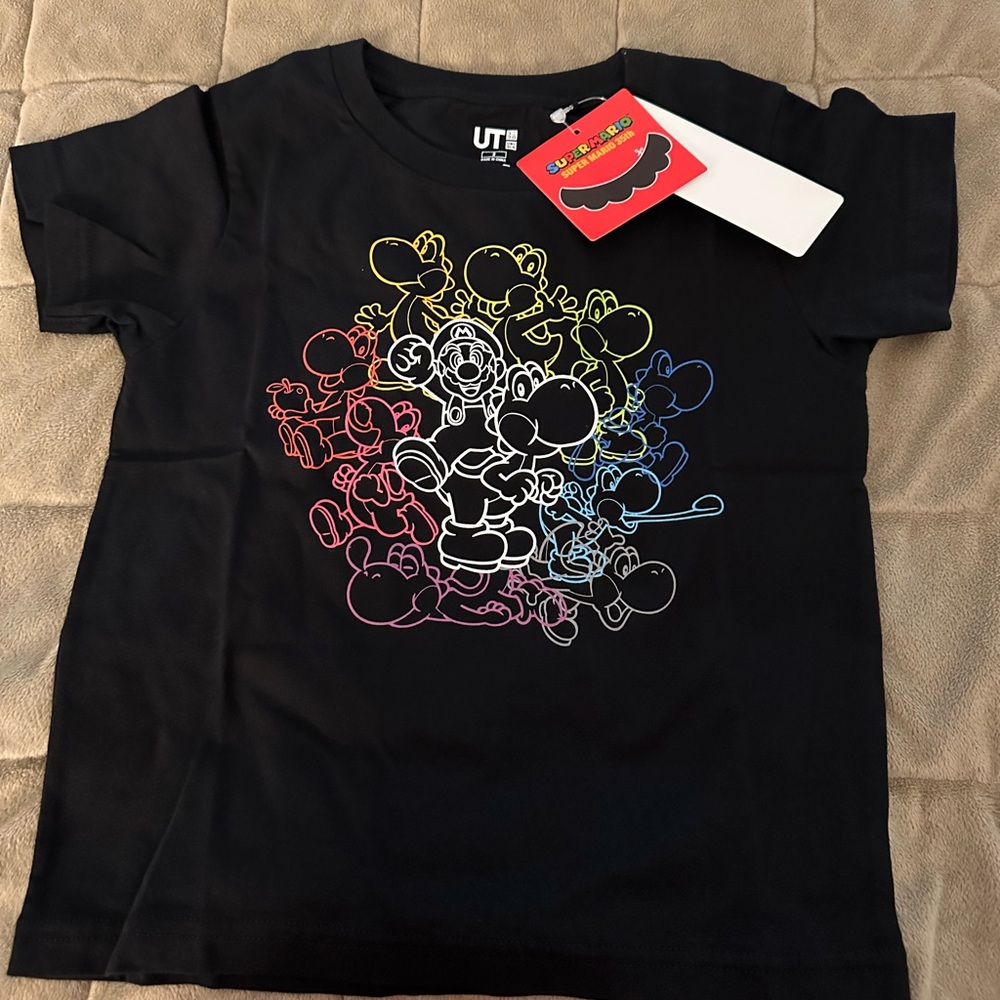 Uniqlo Toddlers Black Tee with MARIO graphics